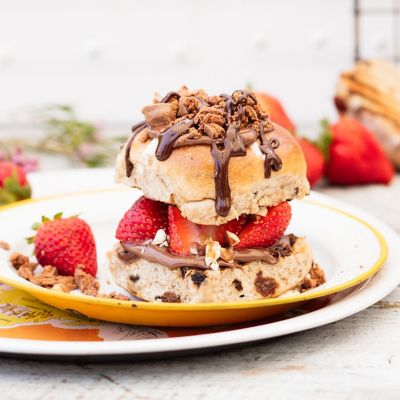 Tim Tam Slam BBQ Hot Cross Bun