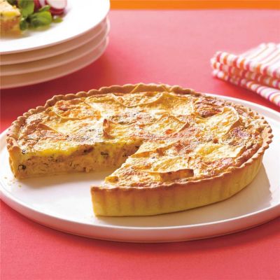 Red Salmon & Brie Quiche