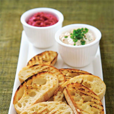 Chargrilled Turkish Bread with Dips