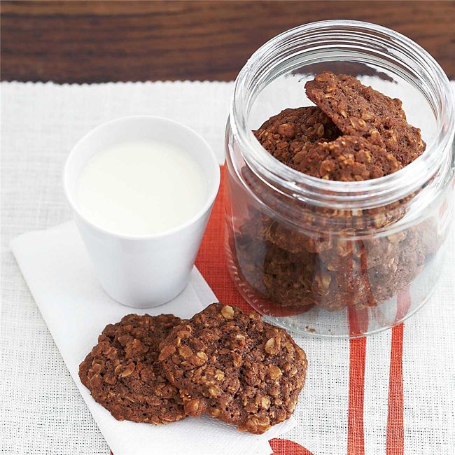 Choc Hazelnut Oat Biscuits