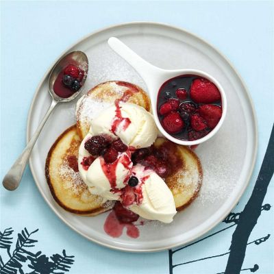 Pancakes with Berry Sauce & Ice-cream
