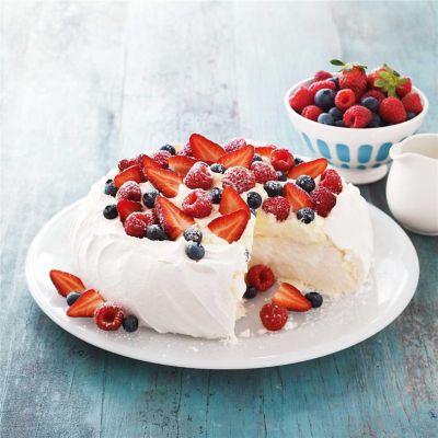 Traditional Pavlova