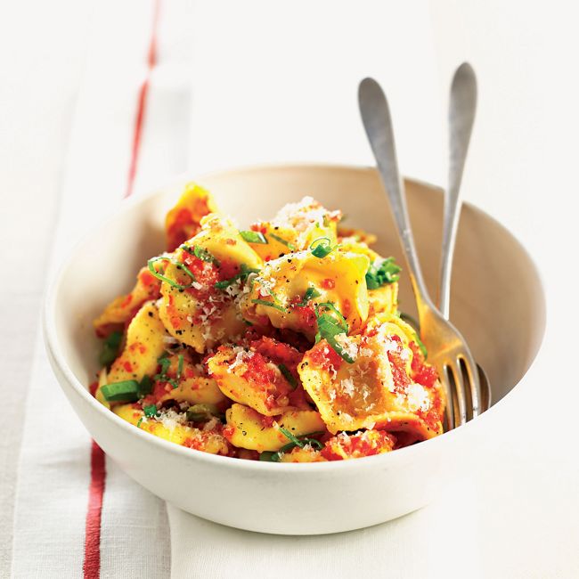 Red Capsicum & Cheese Tortellini