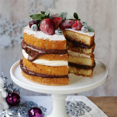 Layered Sponge Cake with Frosted Berries