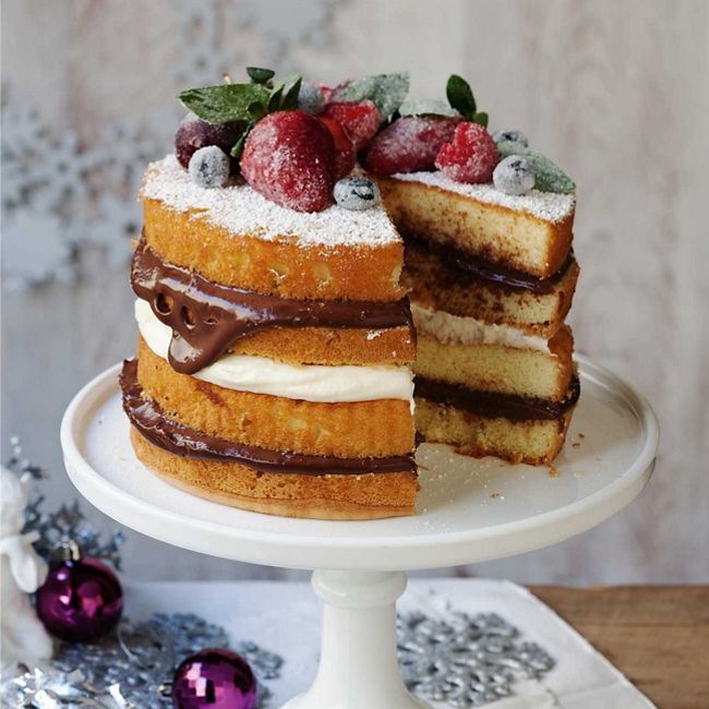Layered Sponge Cake with Frosted Berries
