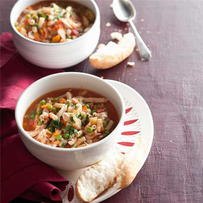 Hearty Chicken Minestrone Soup