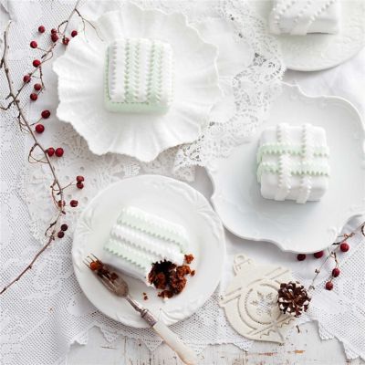 Mini Christmas Cakes