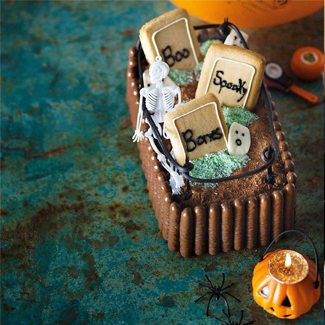 Graveyard Cake