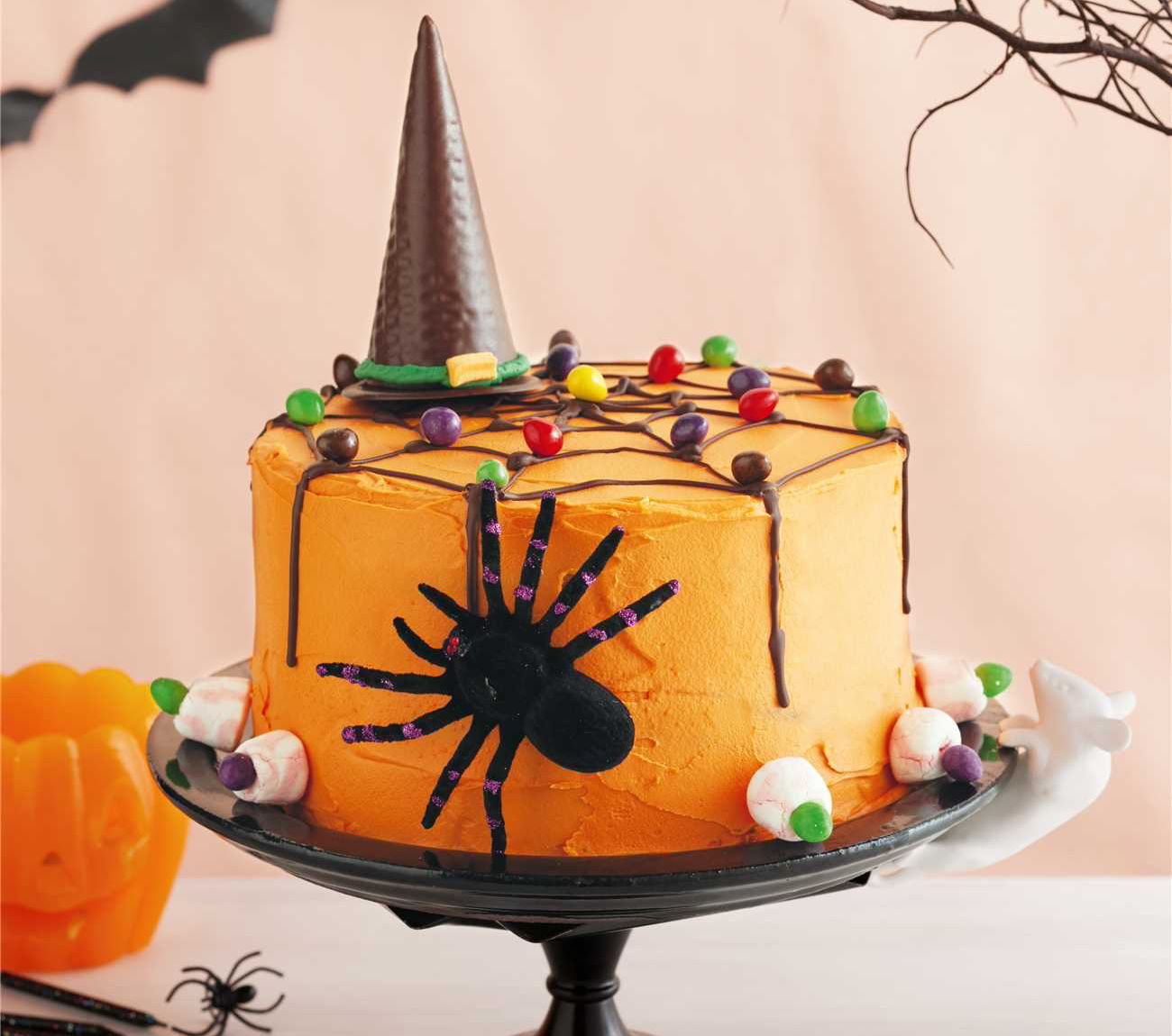 Hướng Dẫn Halloween Decorating Cakes để Tạo Bánh Trang Trí độc đáo Cho Halloween