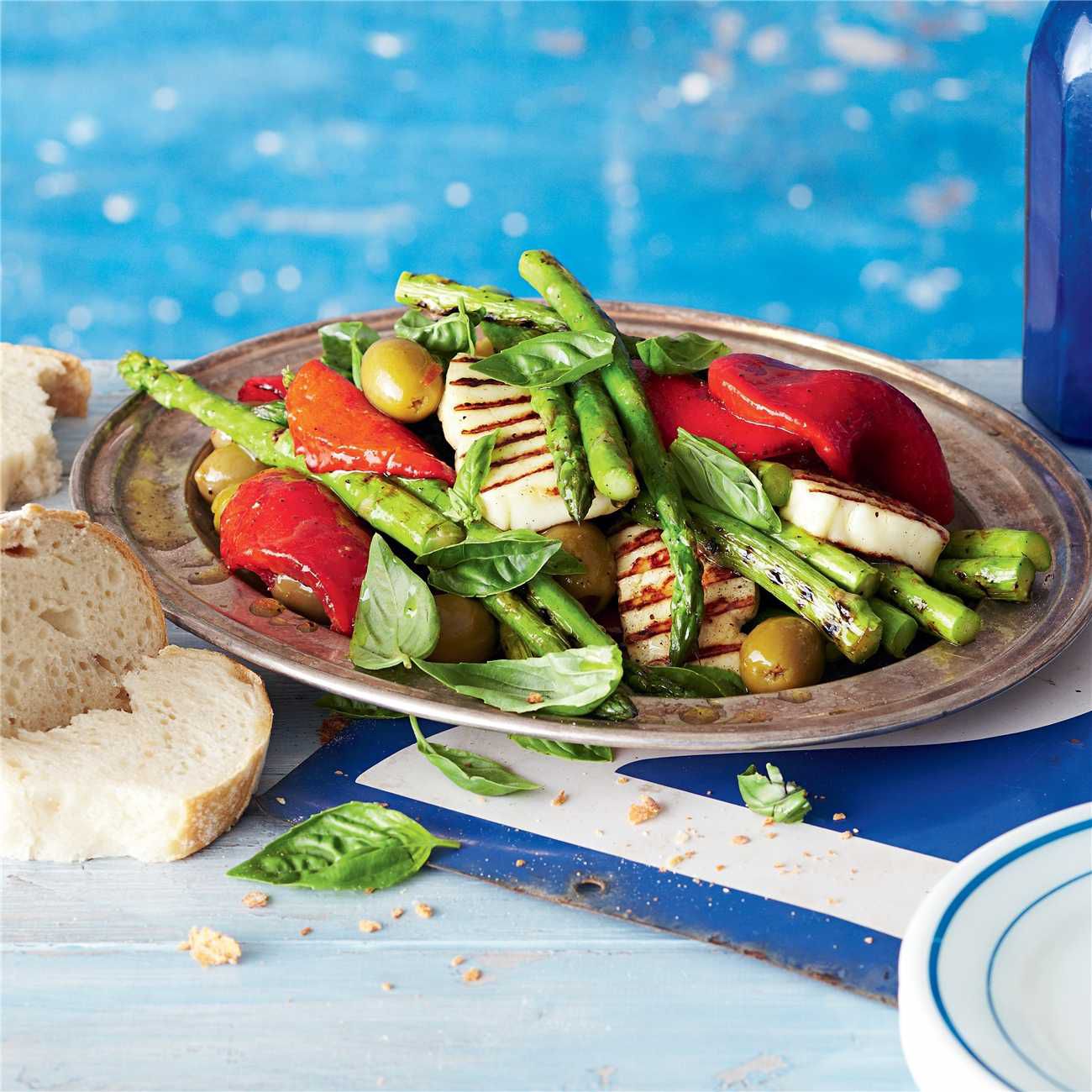 Asparagus & Haloumi Salad