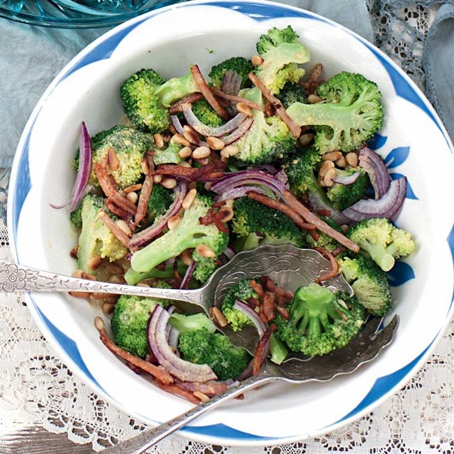 Broccoli & pine nut salad