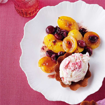 Grilled Fruit with Ice-Cream