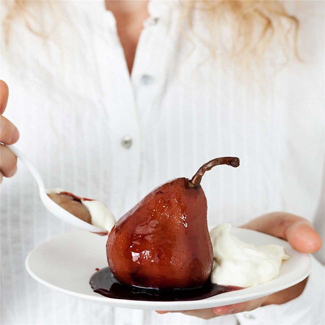 Poached Pears in Red Wine Sauce