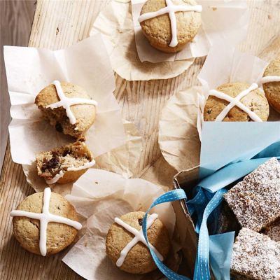 Fruit & Spice Muffins