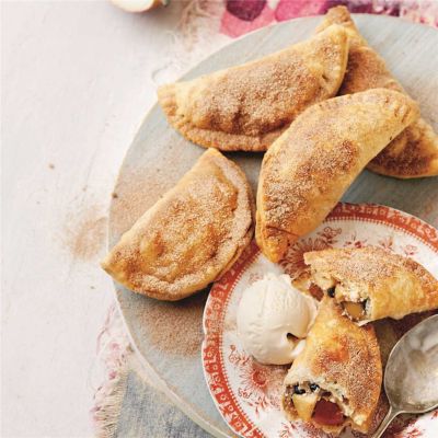 Apple & Cinnamon Turnovers