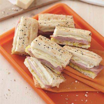 Ham & Pickle Sandwiches