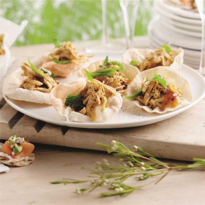 Mini Pappadums with Indian Chicken