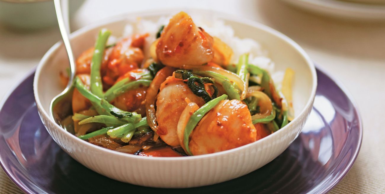 Chilli Scallops With Gai Lan Recipe Woolworths