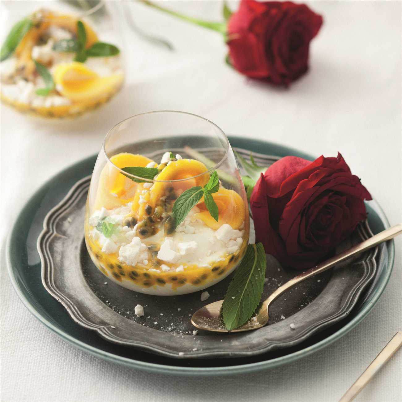 Tropical Eton Mess