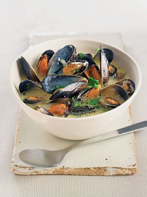 Creamy Garlic Mussels