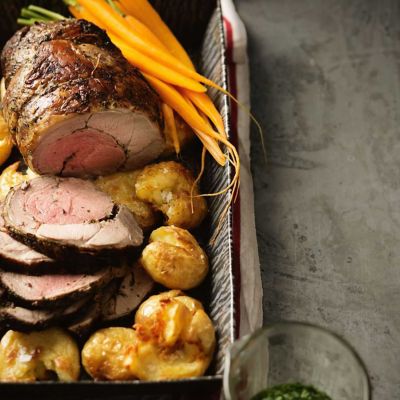 Mini Lamb Roast With Crunchy Potatoes