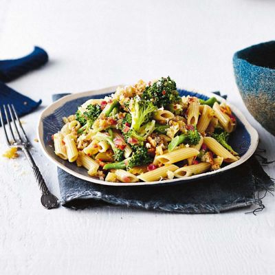 Penne With Broccoli & Lemon Crumbs