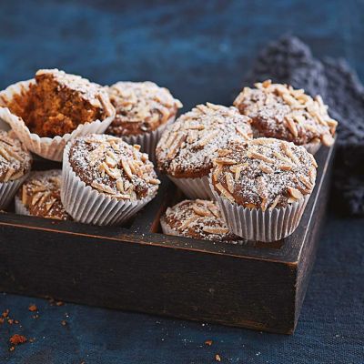 Tea-Infused Fruit Cakes