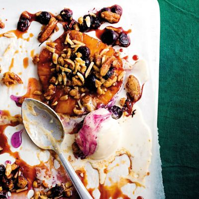 Pineapple and Blueberries Nut Crumble