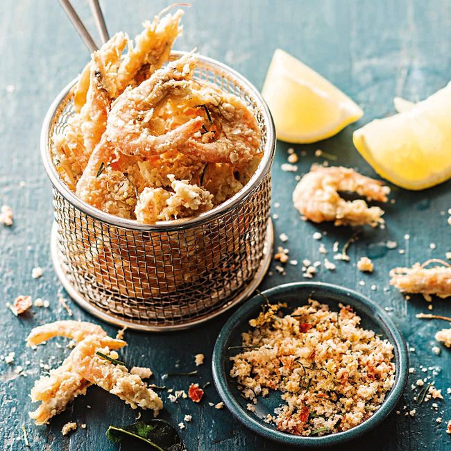 Deep-Fried Whole Prawns With Lime Chilli Salt