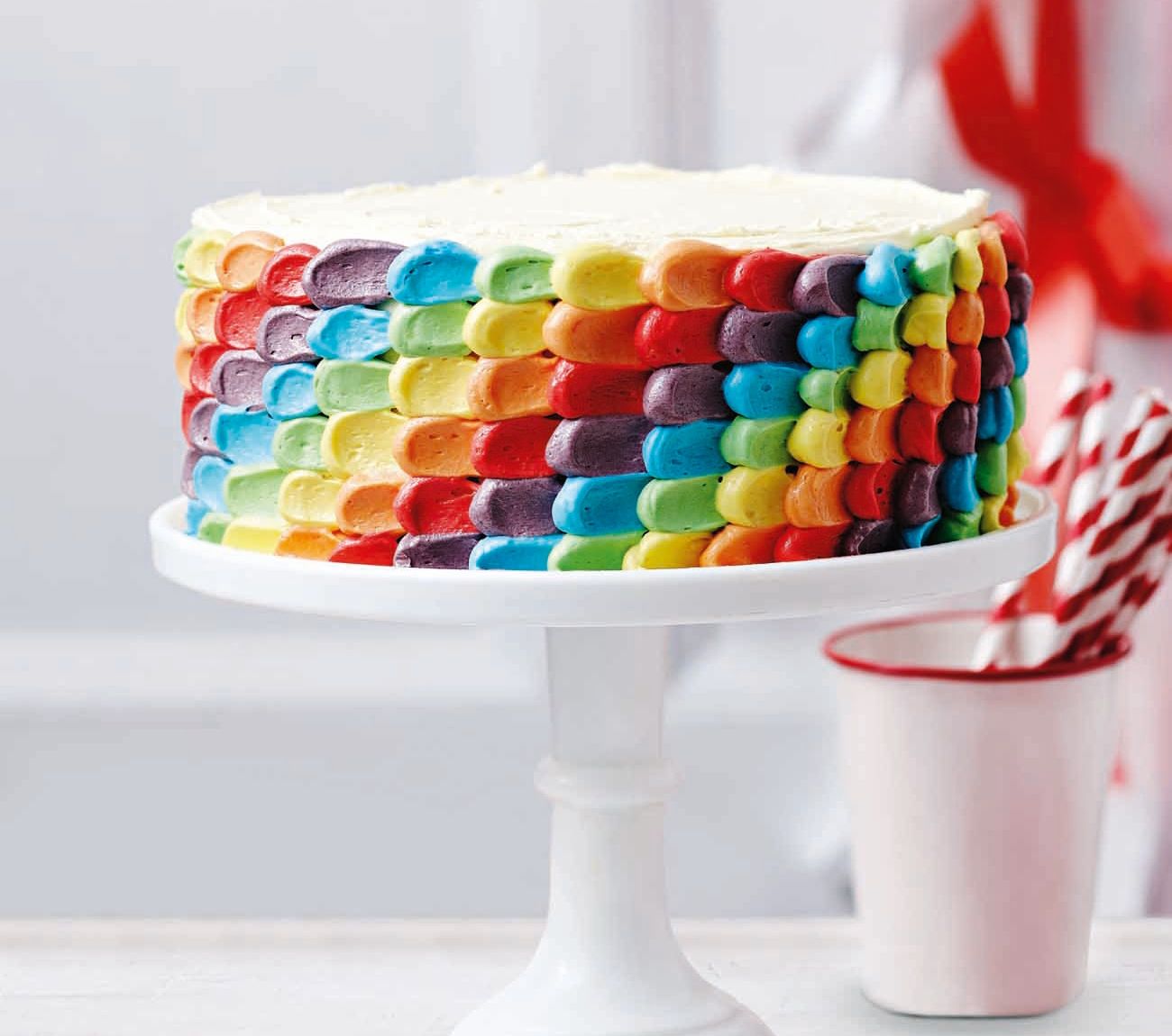 Khám phá cake decorating ideas rainbow màu sắc nhiệt đới