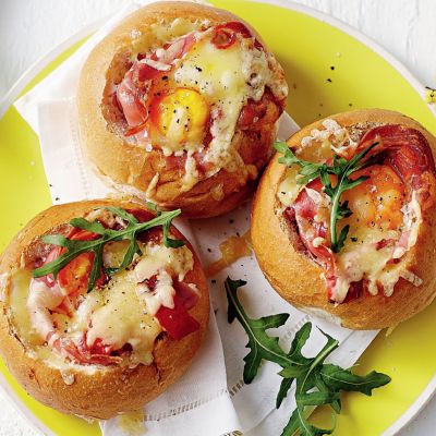 Breakfast Baked Egg Roll With Proscuitto & Cheddar