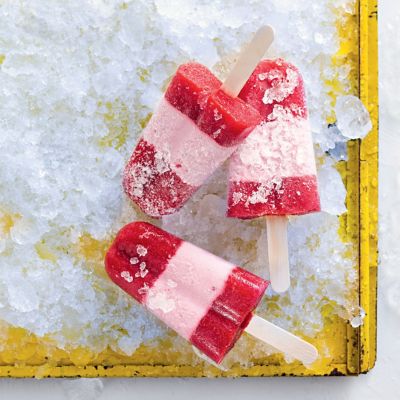 Creamy Frozen Yoghurt & Strawberry Pops