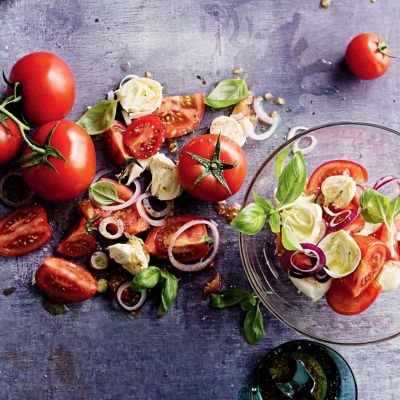Tomato & Red Onion Salad