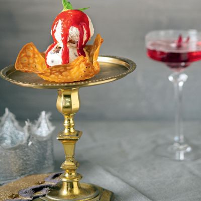 Brandy Baskets With Ice-Cream