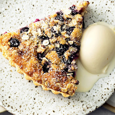 Blueberry & Sour Cream Pie With Oat Crumble