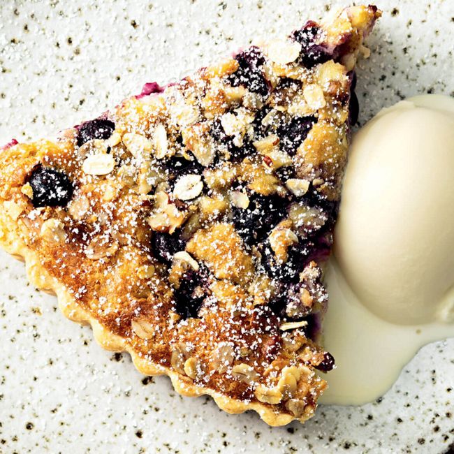 Blueberry & Sour Cream Pie With Oat Crumble