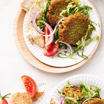 Falafel With Salad & Hummus