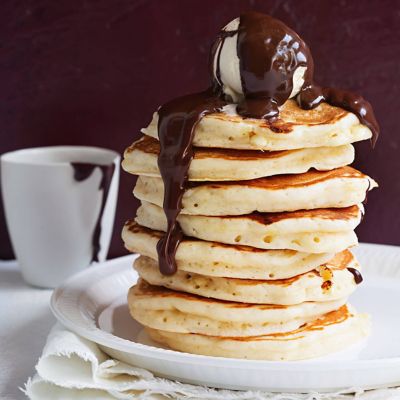 White Choc Chip Pancakes With Dark Chocolate Sauce