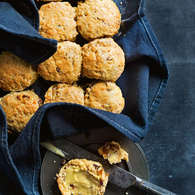 Wholemeal Date Scones