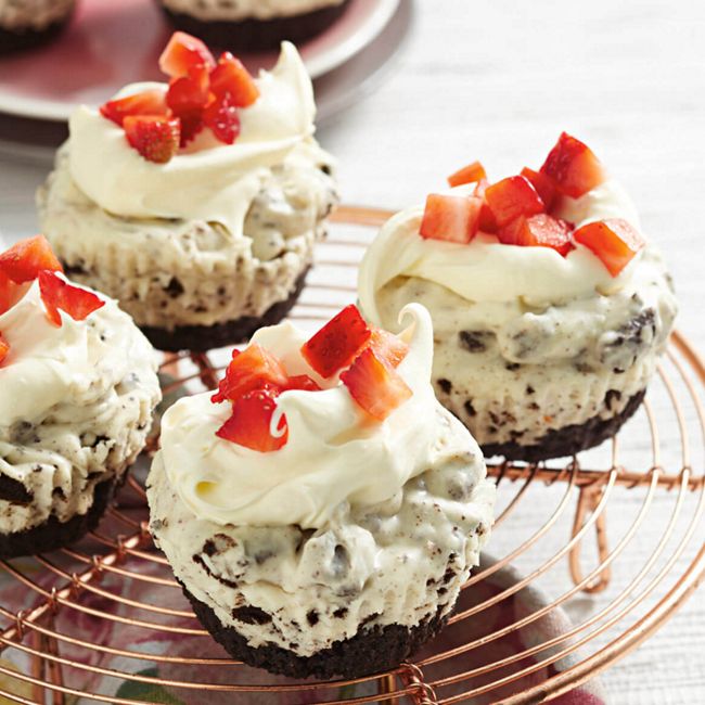 Mini Oreo Cheesecakes