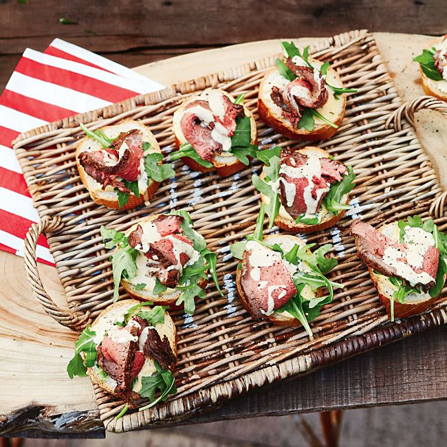 Beef And Béarnaise Baguettes