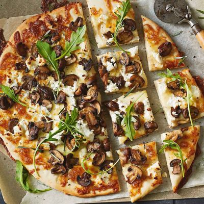 Mushroom & Goat's Cheese Pizza