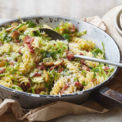 Pasta With Brussels Sprouts & Bacon