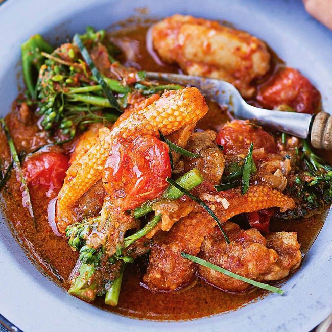 Make-Ahead Kaffir Lime Chicken Curry