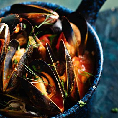 Mussels In Tomato & Chilli Broth