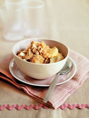 Pear, Apple & Cinnamon Crumble
