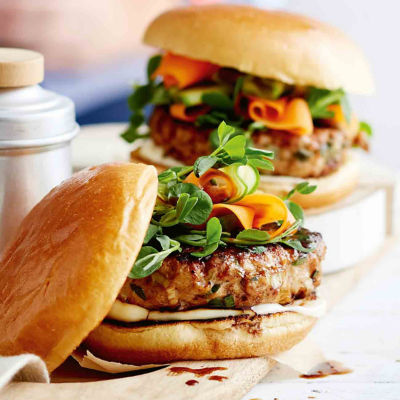 Chicken Burgers With Quick Pickle