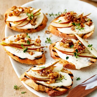 Creme De Brie With Walnuts & Quince Paste
