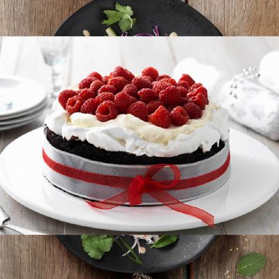 Chocolate Pavlova Cake