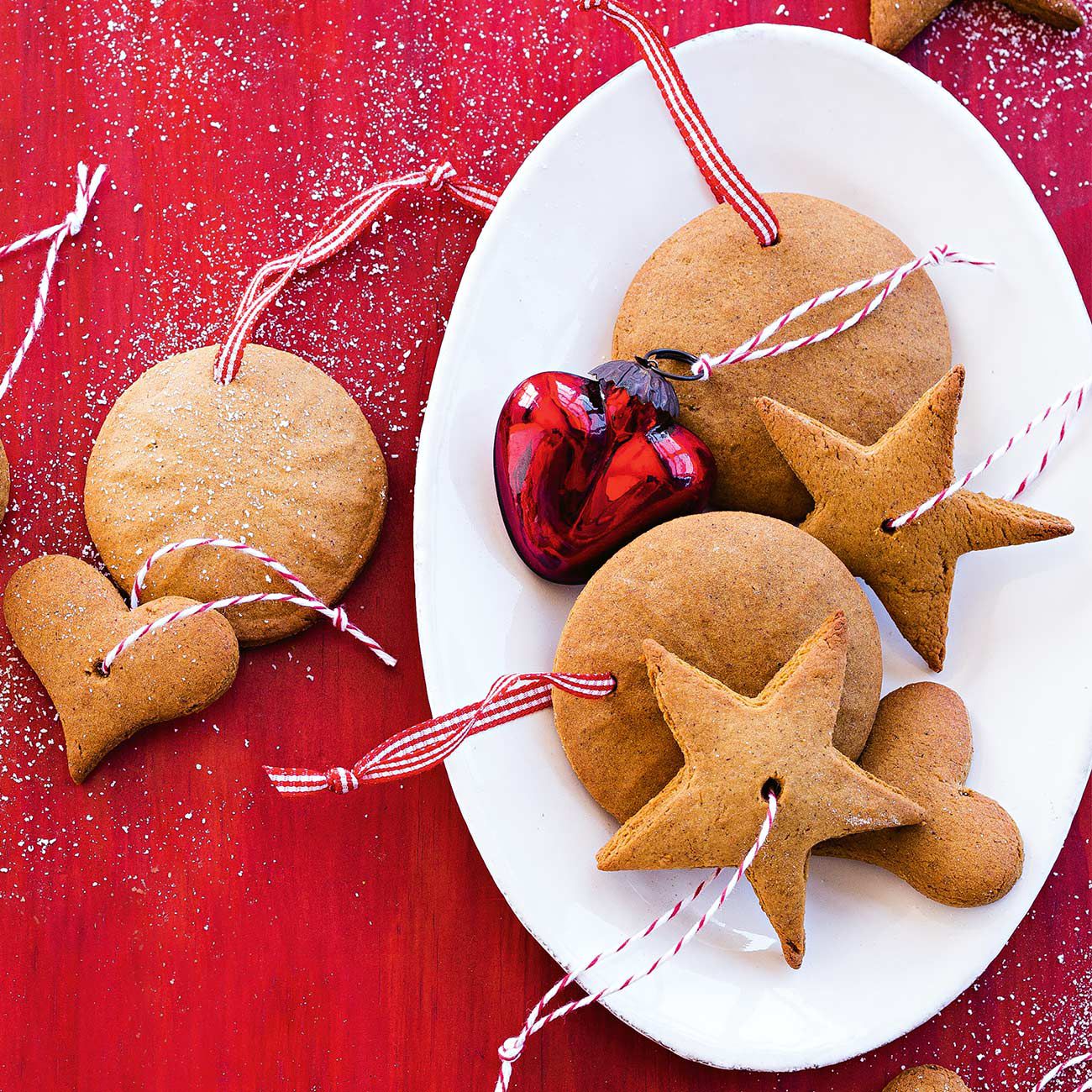 Spiced christmas deals biscuits